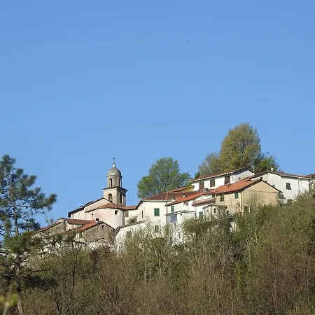 Apartment Tra Medioevo E 5 Terre Brugnato